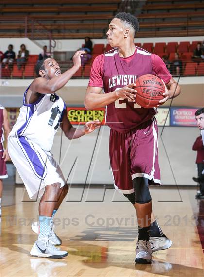 Thumbnail 3 in Lewisville vs. Ranger (Fantasy of Lights Tournament) photogallery.