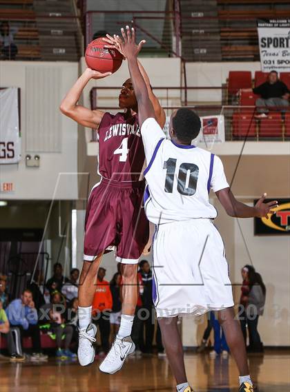 Thumbnail 1 in Lewisville vs. Ranger (Fantasy of Lights Tournament) photogallery.