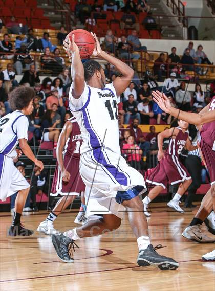 Thumbnail 1 in Lewisville vs. Ranger (Fantasy of Lights Tournament) photogallery.
