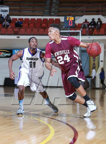 Thumbnail 3 in Lewisville vs. Ranger (Fantasy of Lights Tournament) photogallery.