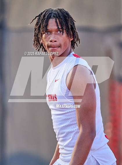 Thumbnail 3 in Eagle No Tax Relays (110 Hurdles) photogallery.