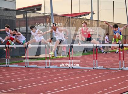 Thumbnail 1 in Eagle No Tax Relays (110 Hurdles) photogallery.