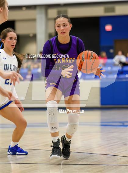 Thumbnail 1 in Sanger @ Van Alstyne photogallery.