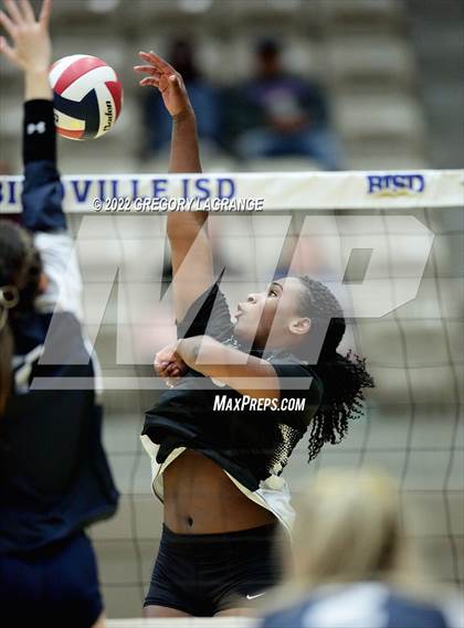 Thumbnail 1 in Keller vs. Prosper (UIL 6A Regional Finals) photogallery.