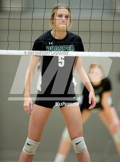 Thumbnail 3 in Keller vs. Prosper (UIL 6A Regional Finals) photogallery.