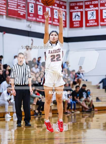 Thumbnail 1 in 'Iolani vs Moanalua (Iolani Classic Honolulu - Day 1) photogallery.