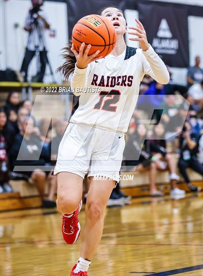 Thumbnail 2 in 'Iolani vs Moanalua (Iolani Classic Honolulu - Day 1) photogallery.