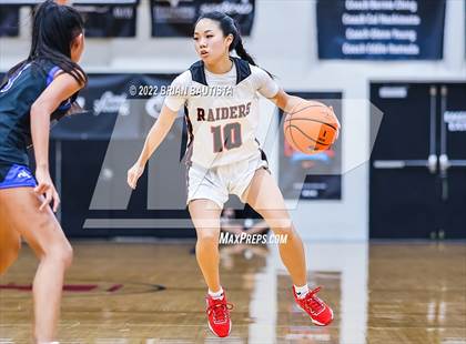 Thumbnail 2 in 'Iolani vs Moanalua (Iolani Classic Honolulu - Day 1) photogallery.