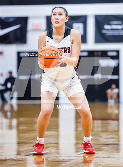 Thumbnail 1 in 'Iolani vs Moanalua (Iolani Classic Honolulu - Day 1) photogallery.