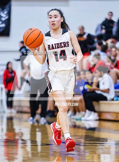 Thumbnail 3 in 'Iolani vs Moanalua (Iolani Classic Honolulu - Day 1) photogallery.