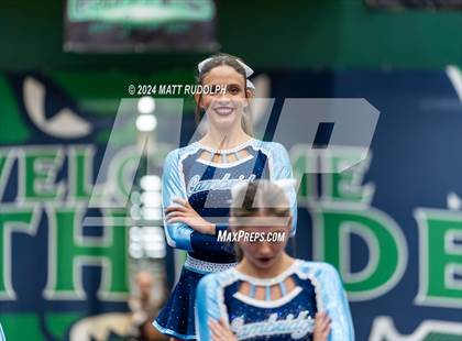 Thumbnail 2 in Cambridge (Creekview Classic) photogallery.