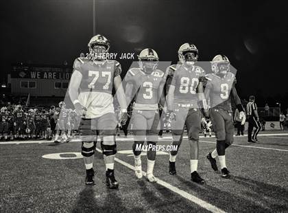 Thumbnail 1 in Servite @ JSerra Catholic photogallery.