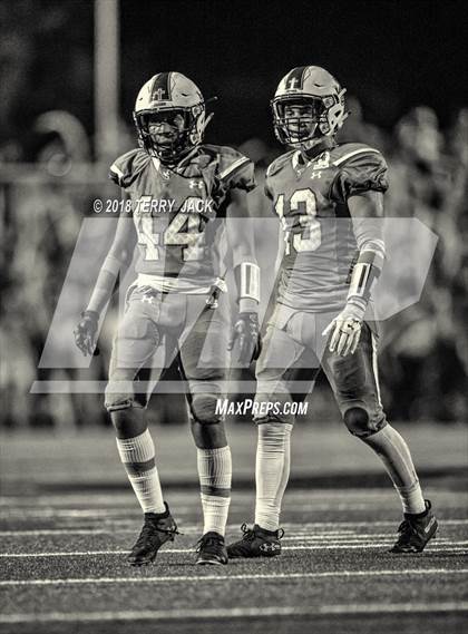 Thumbnail 2 in Servite @ JSerra Catholic photogallery.