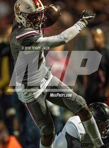 Thumbnail 2 in Servite @ JSerra Catholic photogallery.