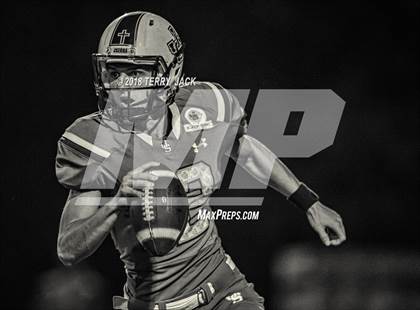 Thumbnail 1 in Servite @ JSerra Catholic photogallery.