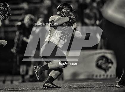 Thumbnail 1 in Servite @ JSerra Catholic photogallery.