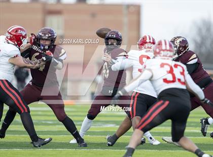 Thumbnail 2 in Hurricane vs. Jefferson (WVSSAC 4A Quarterfinal) photogallery.