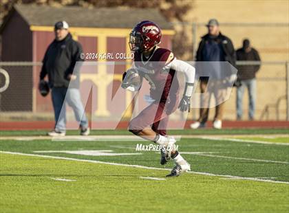 Thumbnail 2 in Hurricane vs. Jefferson (WVSSAC 4A Quarterfinal) photogallery.