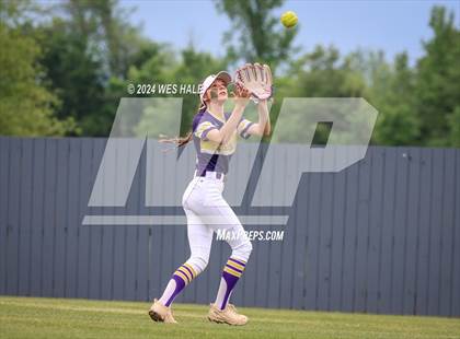 Thumbnail 1 in DeSoto Central @ Lewisburg (MHSAA 7A 2nd Round) photogallery.