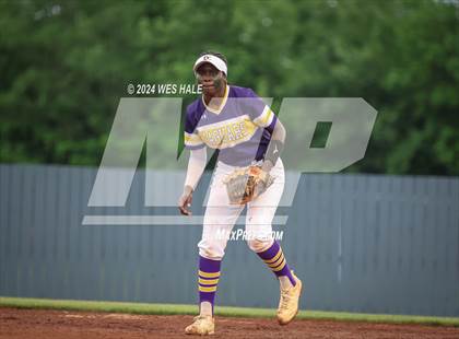 Thumbnail 3 in DeSoto Central @ Lewisburg (MHSAA 7A 2nd Round) photogallery.