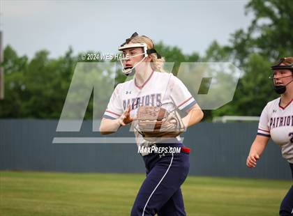 Thumbnail 1 in DeSoto Central @ Lewisburg (MHSAA 7A 2nd Round) photogallery.