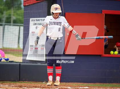 Thumbnail 3 in DeSoto Central @ Lewisburg (MHSAA 7A 2nd Round) photogallery.