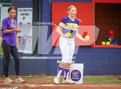 Thumbnail 3 in DeSoto Central @ Lewisburg (MHSAA 7A 2nd Round) photogallery.