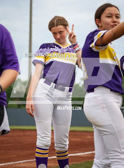 Thumbnail 2 in DeSoto Central @ Lewisburg (MHSAA 7A 2nd Round) photogallery.