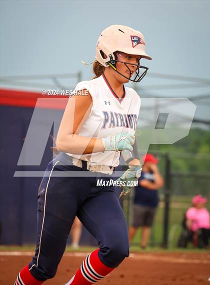 Thumbnail 2 in DeSoto Central @ Lewisburg (MHSAA 7A 2nd Round) photogallery.