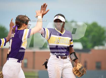 Thumbnail 3 in DeSoto Central @ Lewisburg (MHSAA 7A 2nd Round) photogallery.