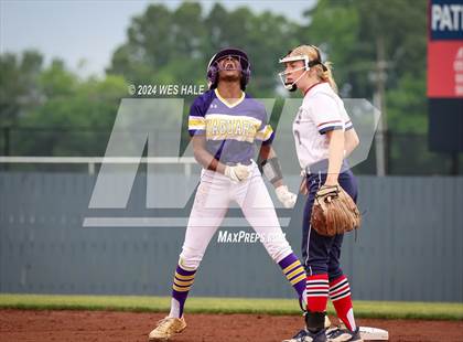 Thumbnail 2 in DeSoto Central @ Lewisburg (MHSAA 7A 2nd Round) photogallery.