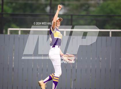 Thumbnail 1 in DeSoto Central @ Lewisburg (MHSAA 7A 2nd Round) photogallery.
