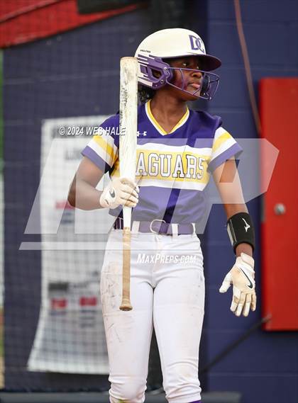 Thumbnail 1 in DeSoto Central @ Lewisburg (MHSAA 7A 2nd Round) photogallery.