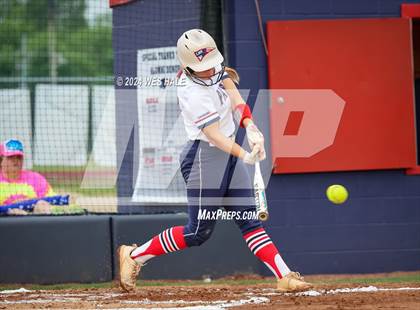 Thumbnail 3 in DeSoto Central @ Lewisburg (MHSAA 7A 2nd Round) photogallery.