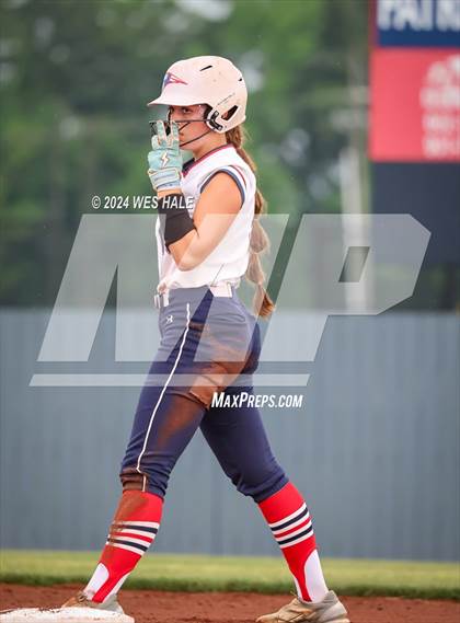 Thumbnail 2 in DeSoto Central @ Lewisburg (MHSAA 7A 2nd Round) photogallery.