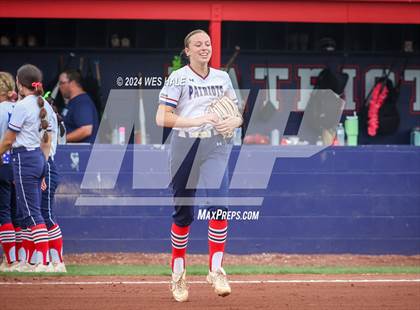 Thumbnail 1 in DeSoto Central @ Lewisburg (MHSAA 7A 2nd Round) photogallery.