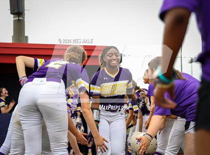 Thumbnail 1 in DeSoto Central @ Lewisburg (MHSAA 7A 2nd Round) photogallery.