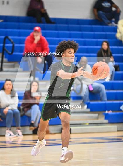 Thumbnail 3 in Barbers Hill vs FB Hightower (McDonald's Texas Invitational) photogallery.