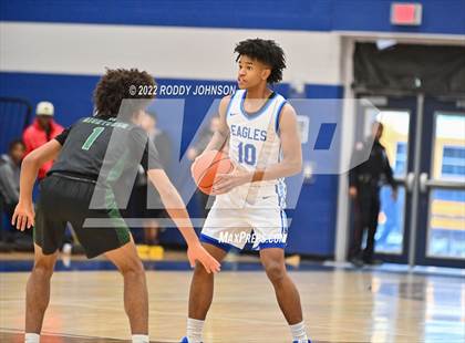 Thumbnail 2 in Barbers Hill vs FB Hightower (McDonald's Texas Invitational) photogallery.