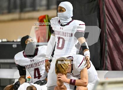 Thumbnail 3 in Smithson Valley vs. A&M Consolidated (UIL Football 5A Division 1 Quarterfinal) photogallery.