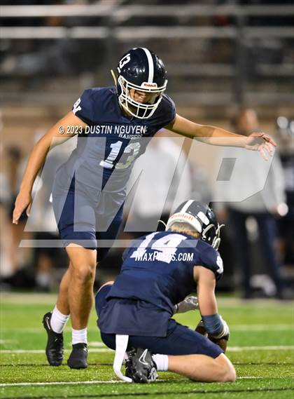 Thumbnail 3 in Smithson Valley vs. A&M Consolidated (UIL Football 5A Division 1 Quarterfinal) photogallery.