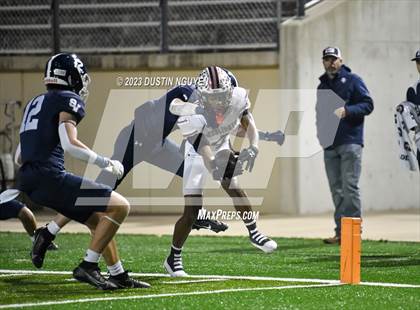 Thumbnail 1 in Smithson Valley vs. A&M Consolidated (UIL Football 5A Division 1 Quarterfinal) photogallery.