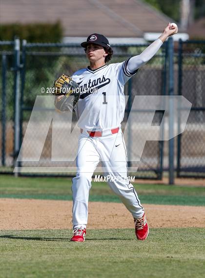 Thumbnail 1 in Alta Loma @ Glendora photogallery.