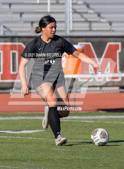 Thumbnail 2 in Gilbert vs Verrado (Coyote Classic Soccer Tournament) photogallery.