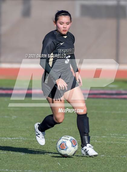 Thumbnail 2 in Gilbert vs Verrado (Coyote Classic Soccer Tournament) photogallery.