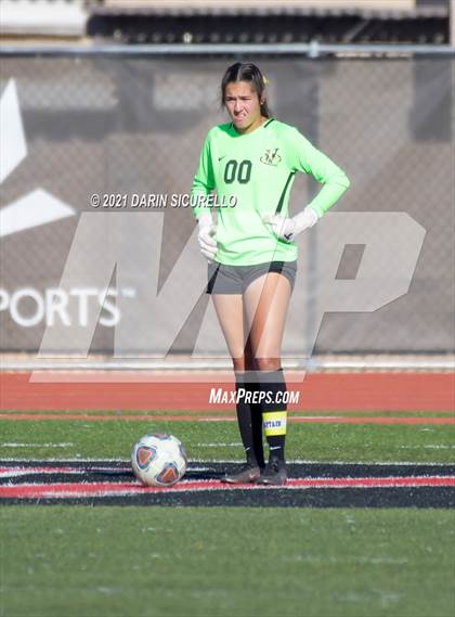 Thumbnail 2 in Gilbert vs Verrado (Coyote Classic Soccer Tournament) photogallery.