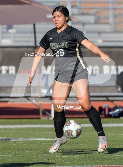 Thumbnail 2 in Gilbert vs Verrado (Coyote Classic Soccer Tournament) photogallery.