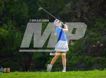 Thumbnail 2 in UIL 1A Girls Golf Finals photogallery.