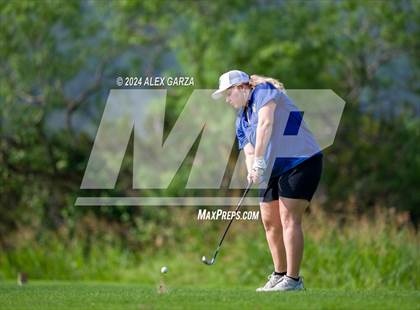 Thumbnail 3 in UIL 1A Girls Golf Finals photogallery.