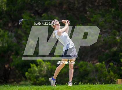 Thumbnail 2 in UIL 1A Girls Golf Finals photogallery.